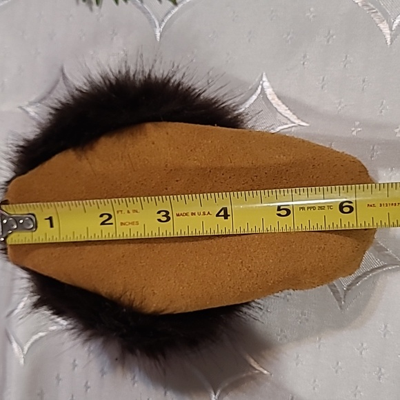 Child's Beaded Moccasin - Picture 3 of 5